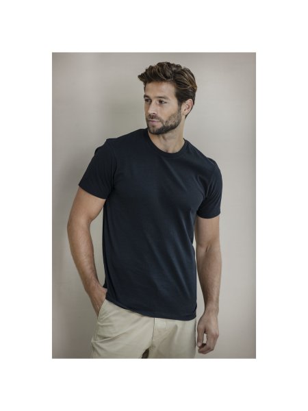 avalite-t-shirt-aus-recyceltem-material-unisex-schwarz-27.jpg