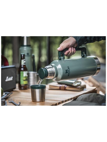 stanley-1000-ml-classic-legendary-isolierflasche-waldgrun-3.jpg