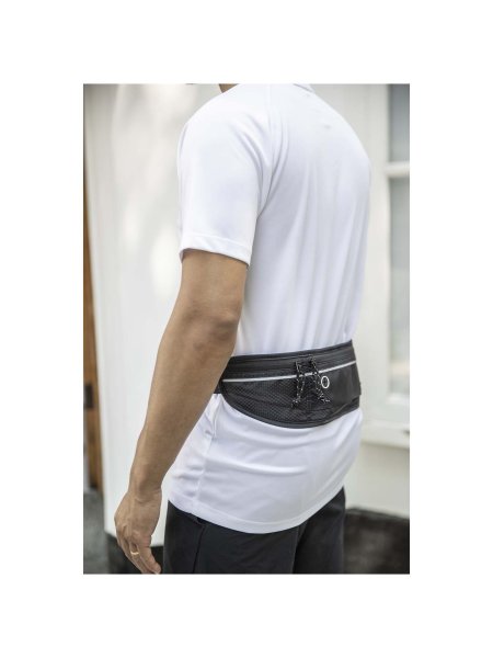 nomad-grs-recycelte-gurteltasche-zum-joggen-sandstone-4.jpg