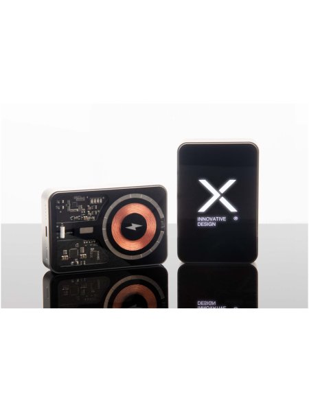 scxdesign-p24-15w-10000-mah-magsafe-powerbank-schwarz-2.jpg