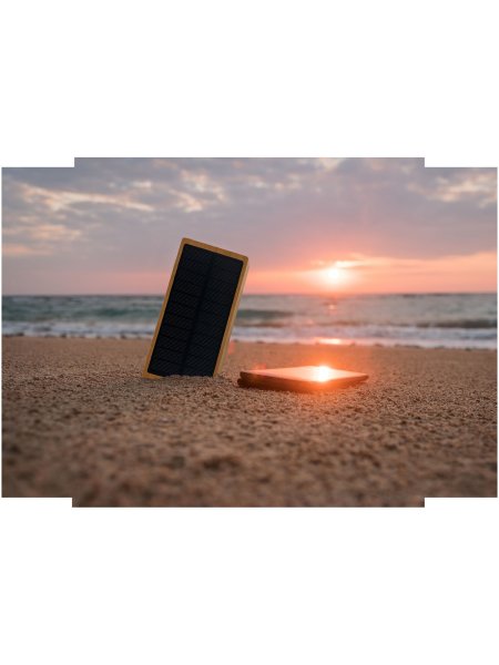 scxdesign-p32-solar-powerbank-10000-mah-mit-leuchtlogo-holz-3.jpg