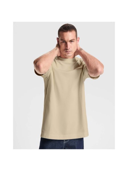 chow-ubergrossen-unisex-t-shirt-mit-kurzen-armeln-schwarz-27.jpg