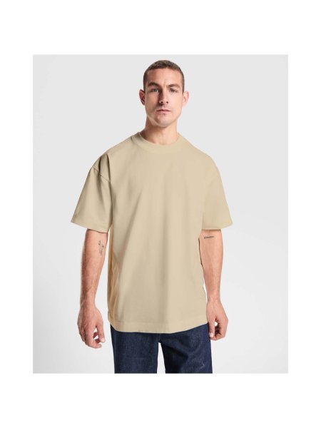 chow-ubergrossen-unisex-t-shirt-mit-kurzen-armeln-schwarz-28.jpg