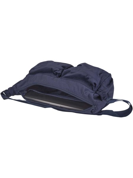 calli-13-grs-laptop-umhangetasche-aus-recyceltem-nylon-navy-9.jpg