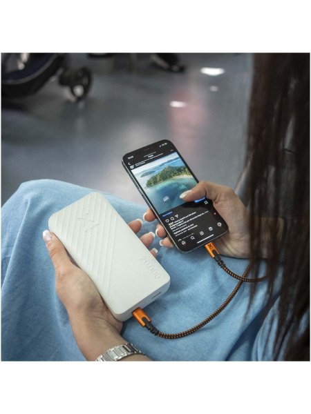 xtorm-go2-20-w-20000-mah-powerbank-mit-schnellladefunktion-weiss-4.jpg